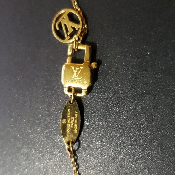 Louis Vuitton necklace with box and bag LE 0115 - Picture 11 of 17